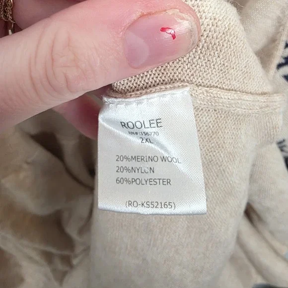 Cozy Beige Knit Dress - Picture 5 of 8